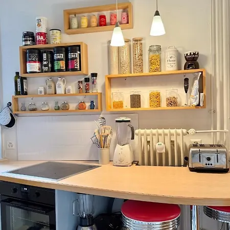 Geraeumiges In Charmantem Altbau